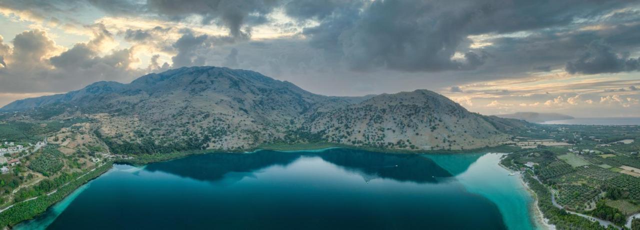 Korissia With Lake View Kournás Exteriér fotografie